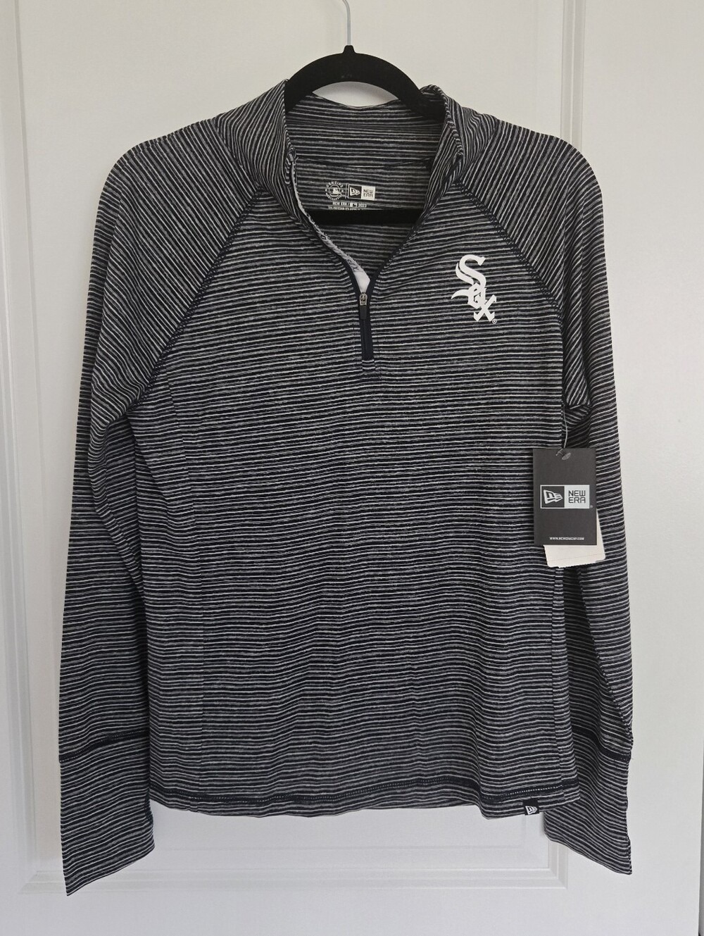 NWT New Era Women’s Chicago White Sox Navy White Striped Active 1/4-Zip, Small
